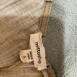 Mitto Shop Beige Top